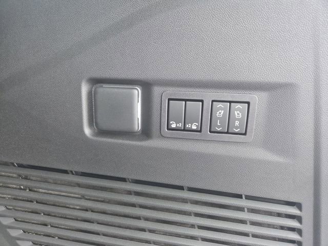 New 2026 GMC Yukon AT4 Ultimate AWD/4WD image 20
