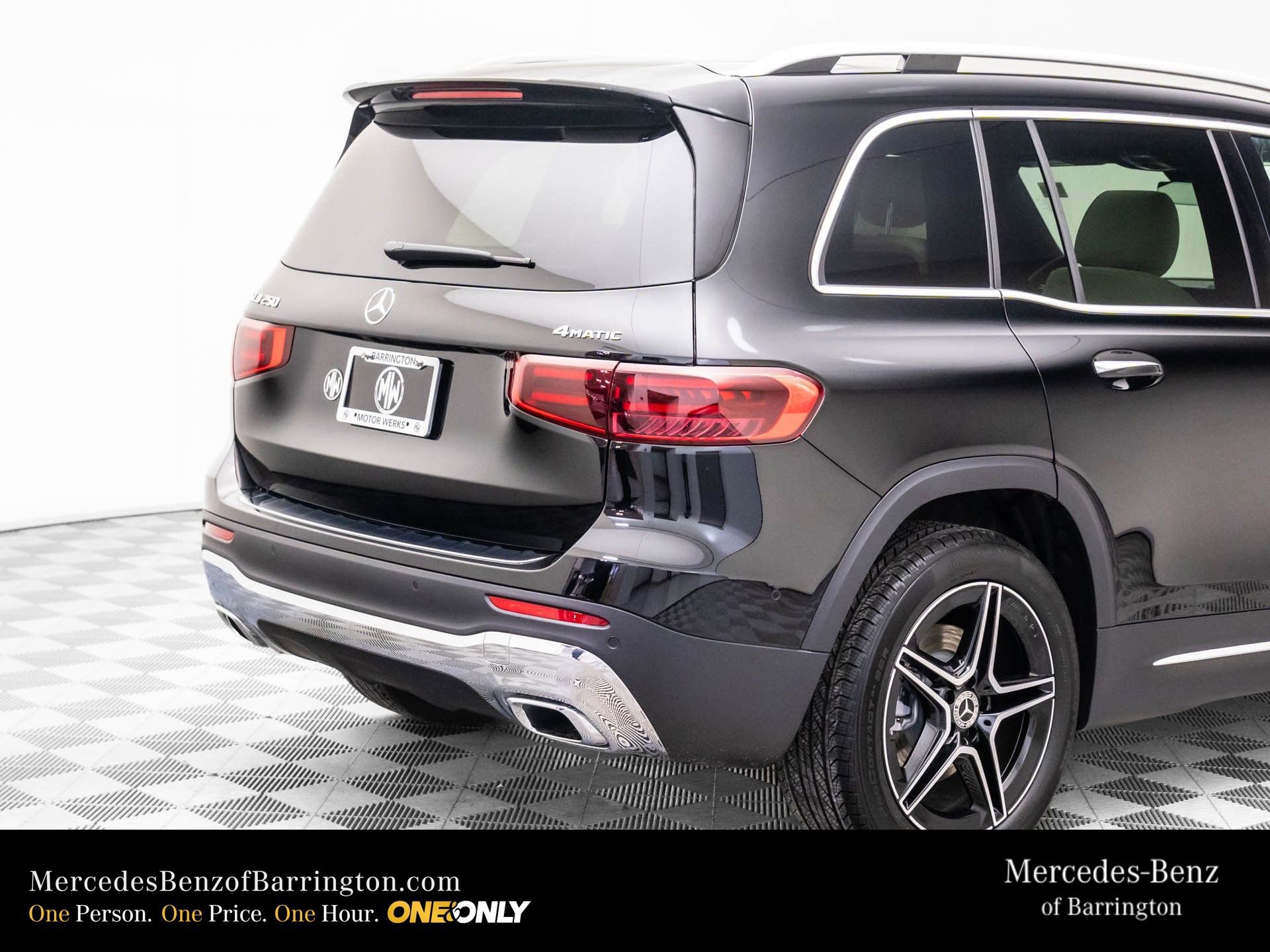 New 2026 Mercedes-Benz GLB 250 4MATIC image 35