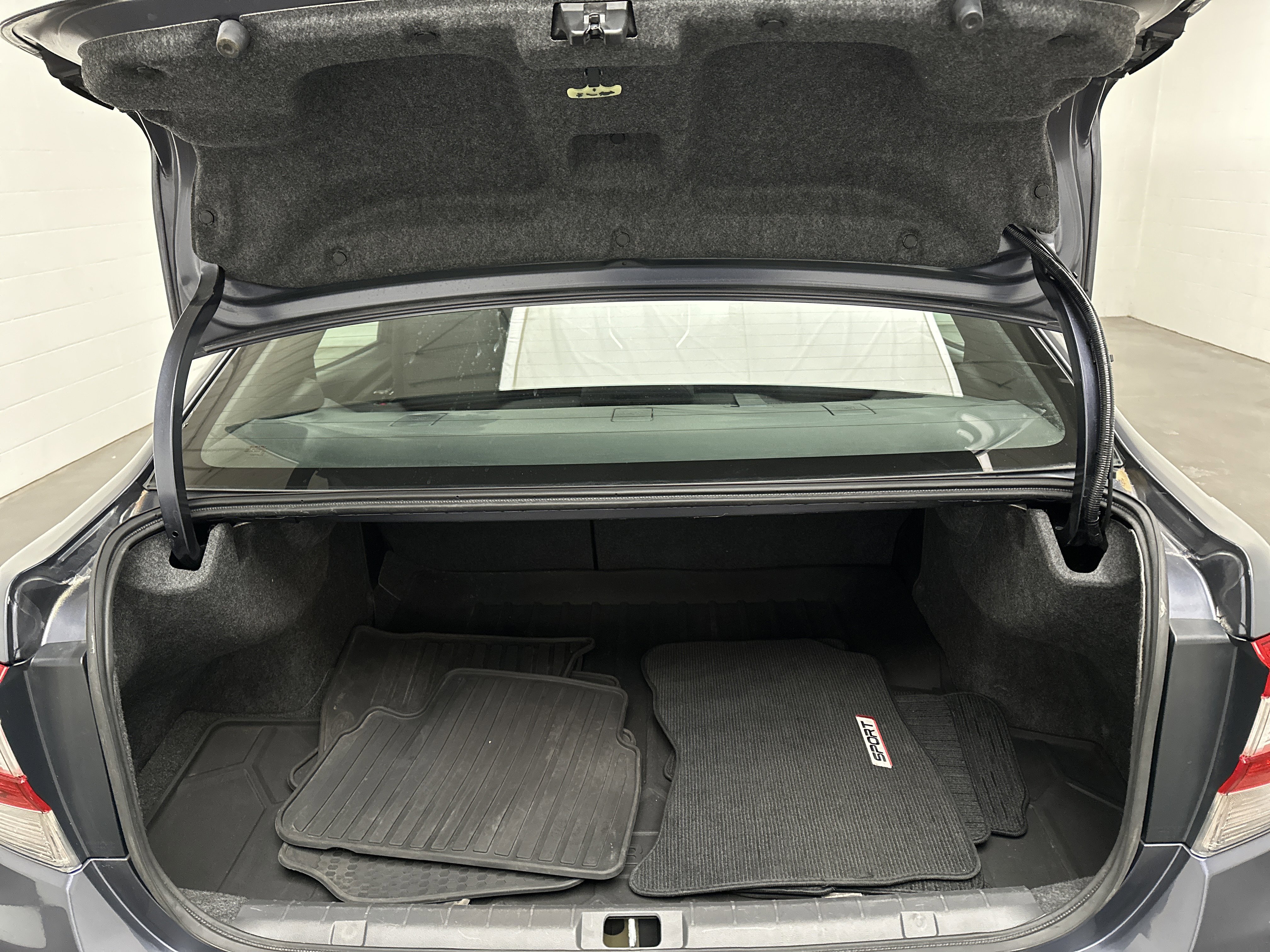 Used 2017 Subaru Impreza 2.0i Sport image 13