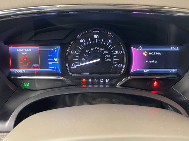 Used 2015 Lincoln Navigator 4WD image 5