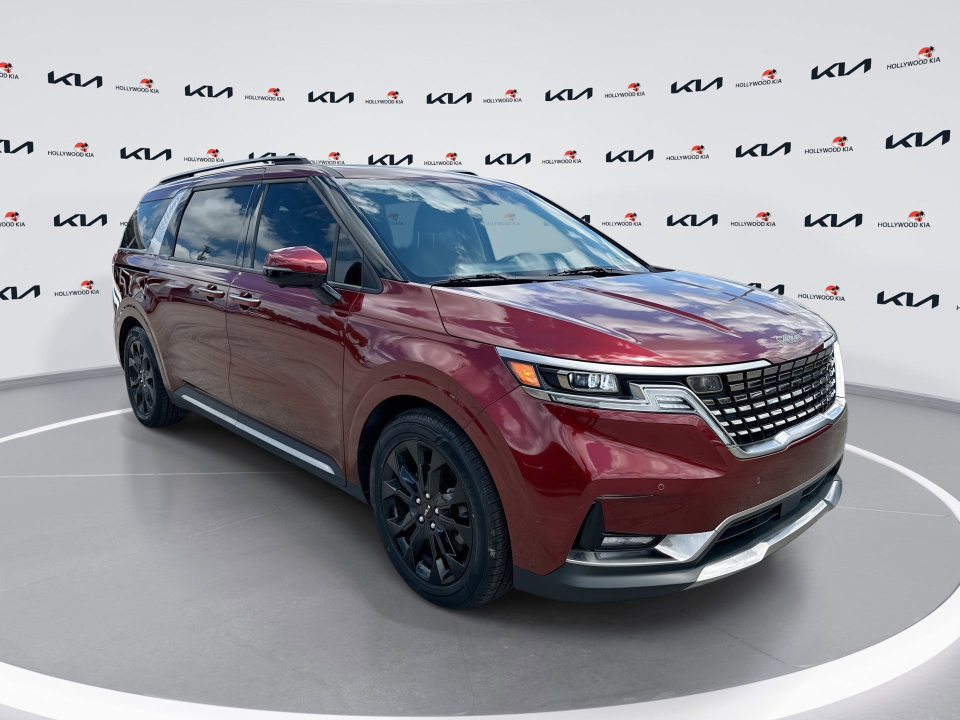 Certified 2024 Kia Carnival SX Prestige image 1