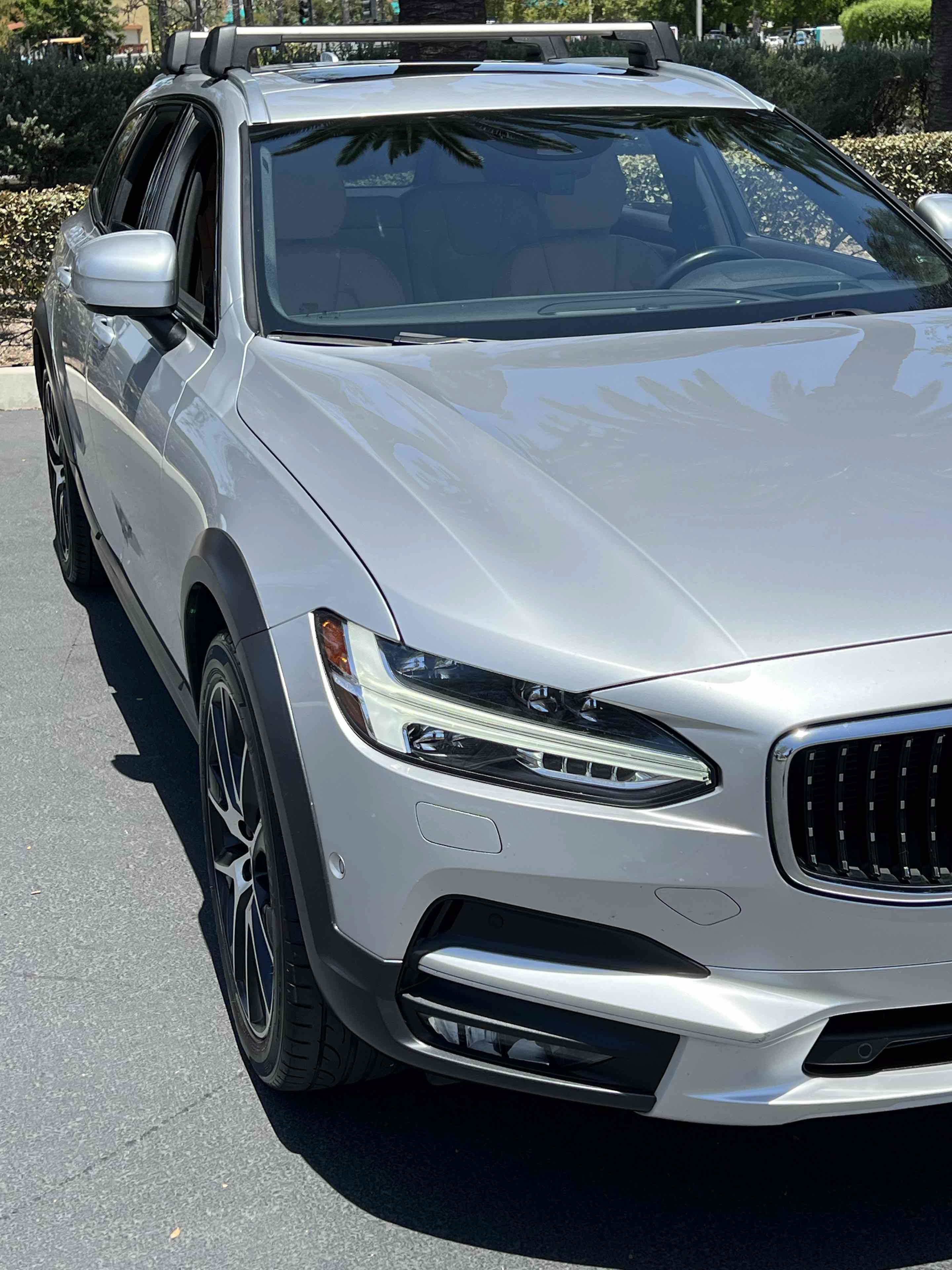 Used 2020 Volvo V90 T6 Cross Country AWD/4WD image 46