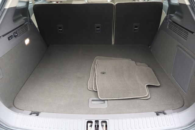 Used 2020 Lincoln Nautilus FWD w/ Equipment Group 101A image 22