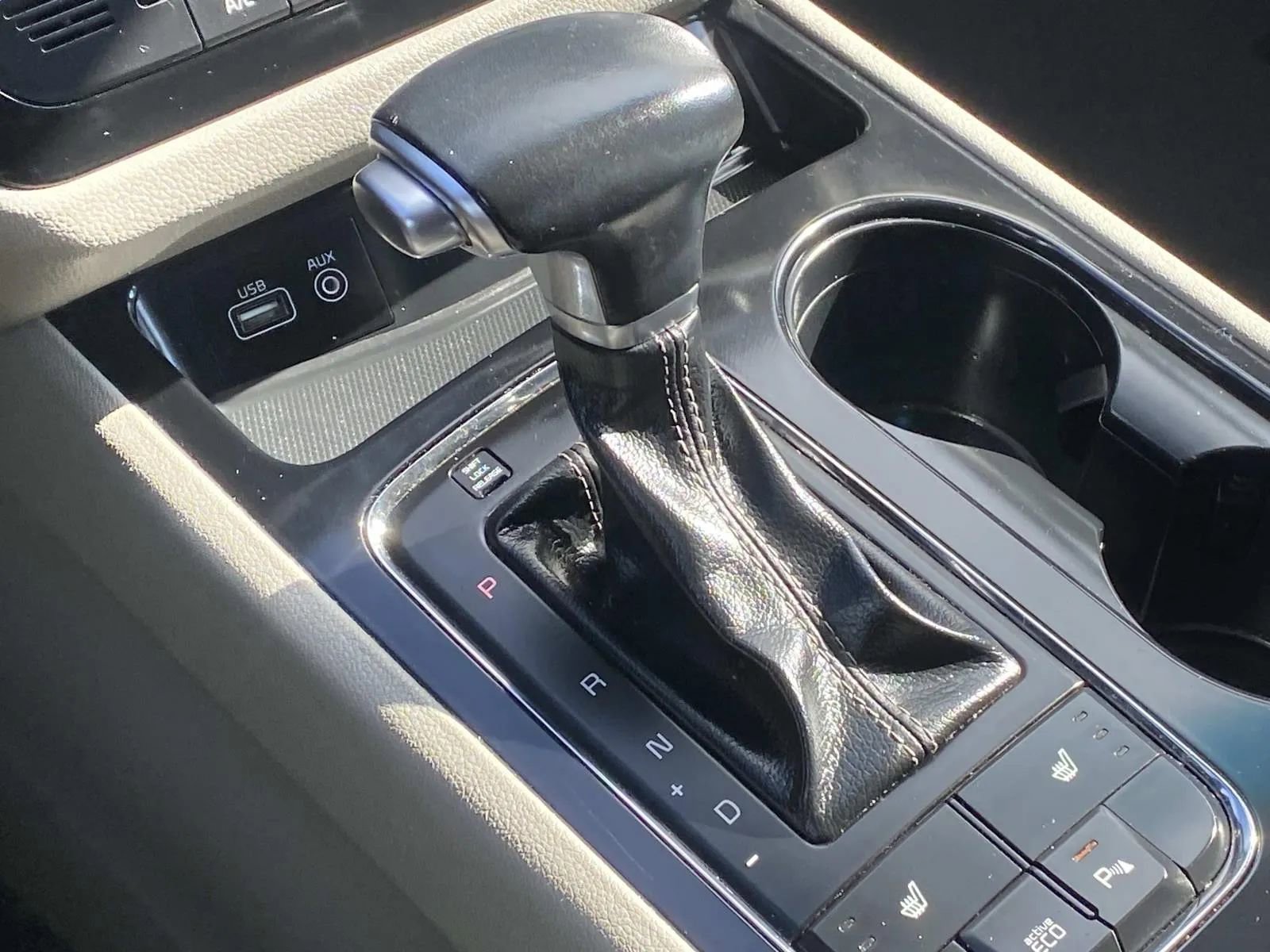 Used 2018 Kia Sedona EX image 30