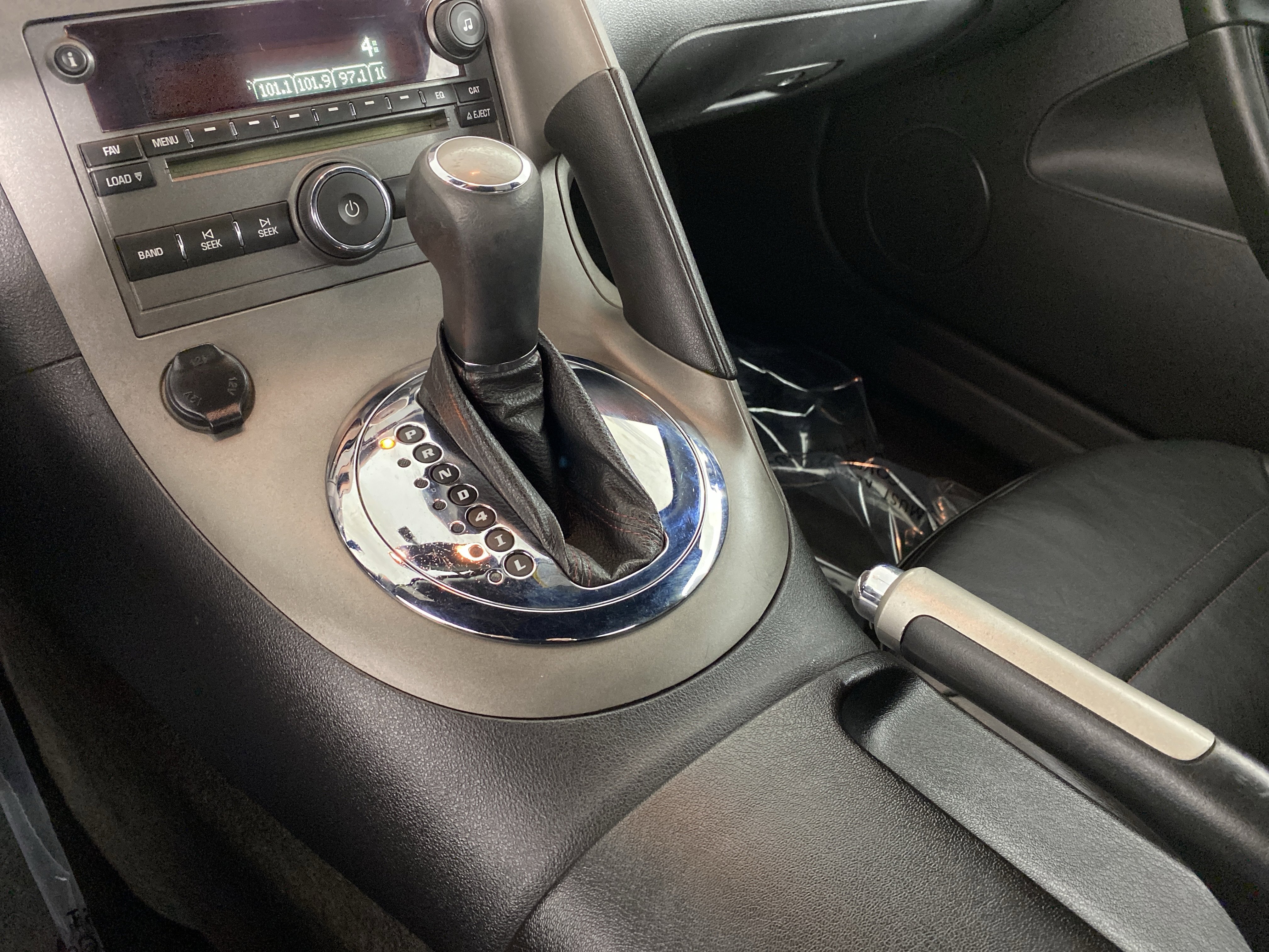 Used 2008 Pontiac Solstice GXP w/ Premium Package image 32