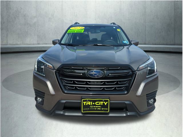 Used 2024 Subaru Forester Premium AWD/4WD image 11