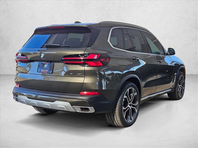 New 2026 BMW X5 sDrive40i w/ Climate Comfort Package image 2