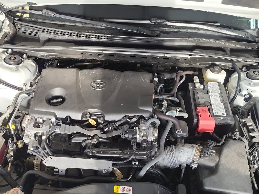 Used 2023 Toyota Camry XSE image 7