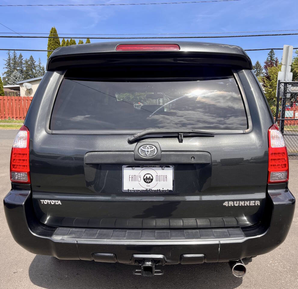 Used 2006 Toyota 4Runner Limited AWD/4WD image 7