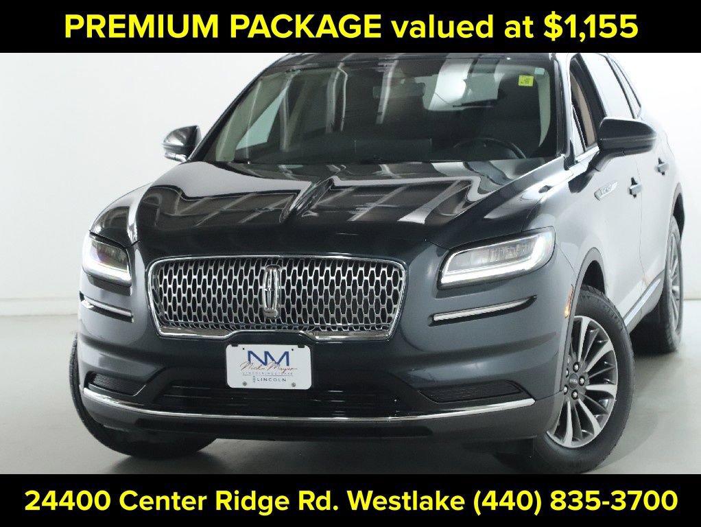 Used 2023 Lincoln Nautilus AWD w/ Premium Package image 3