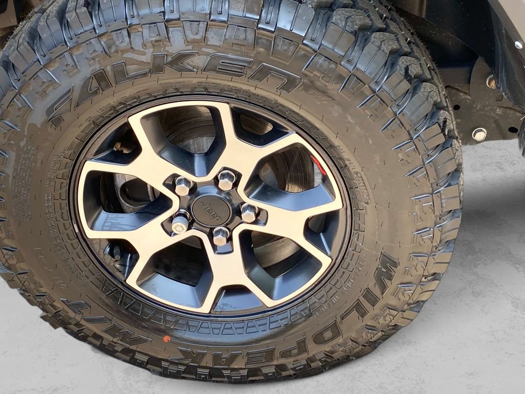 Used 2022 Jeep Wrangler Rubicon AWD/4WD image 26