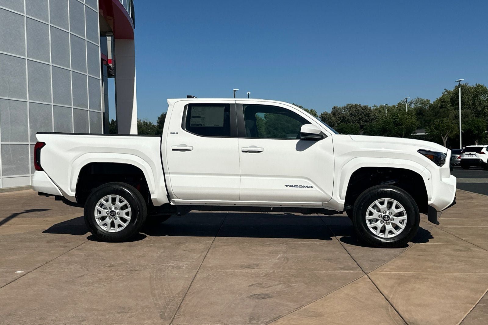 New 2026 Toyota Tacoma SR5 AWD/4WD image 3