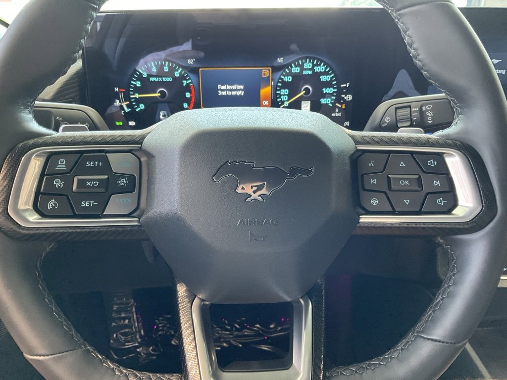 Used 2025 Ford Mustang GT Premium image 9