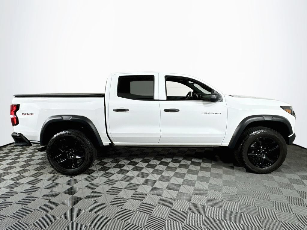 Used 2024 Chevrolet Colorado Trail Boss w/ LPO, Skid Plate Package AWD/4WD image 8