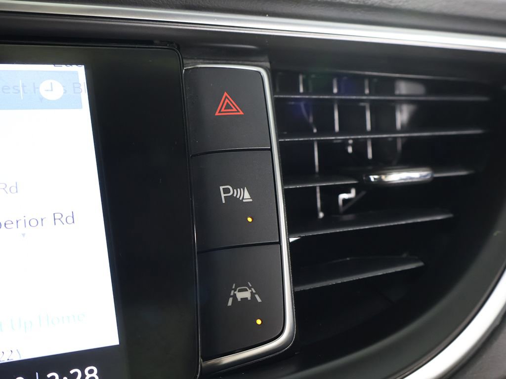 Used 2023 Buick Enclave Avenir AWD/4WD image 59