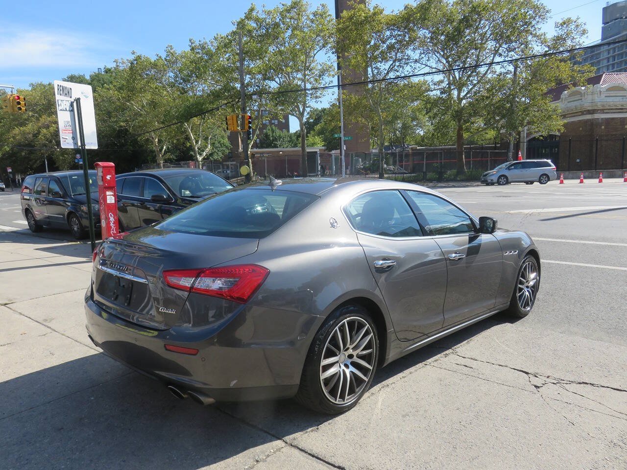 Used 2016 Maserati Ghibli S Q4 AWD/4WD image 4