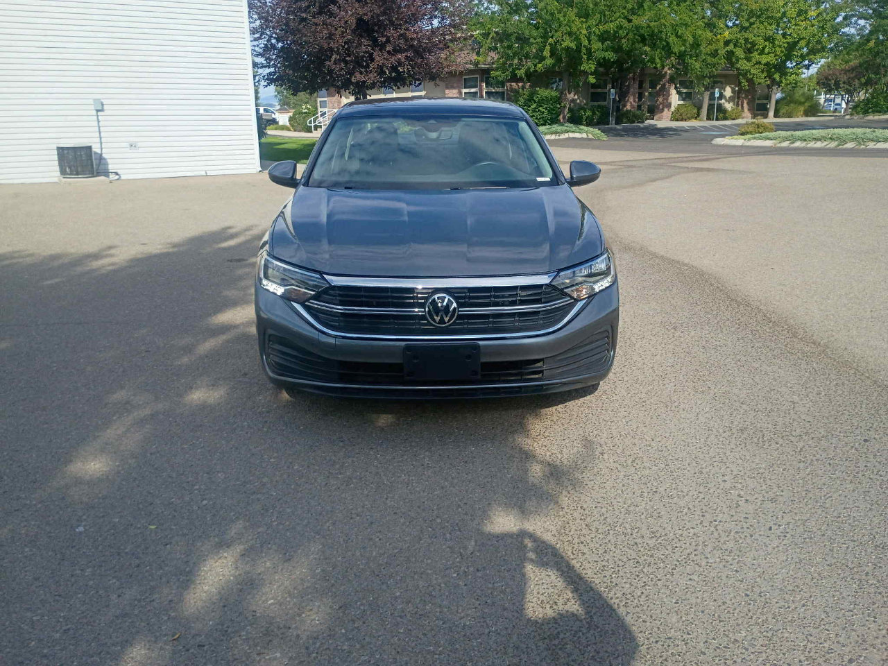 Used 2023 Volkswagen Jetta SE w/ Panoramic Sunroof Package image 8