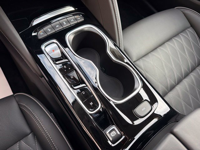 Used 2023 Buick Envision Avenir AWD/4WD image 29