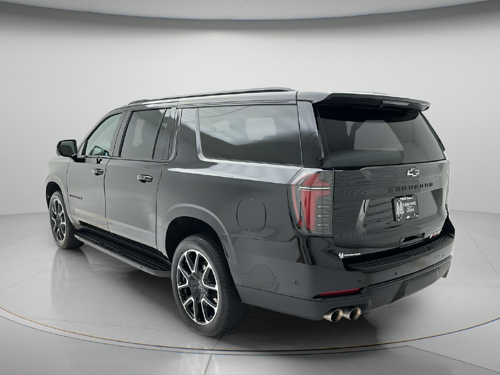 Used 2026 Chevrolet Suburban RST w/ Sun And Tow Package AWD/4WD image 7
