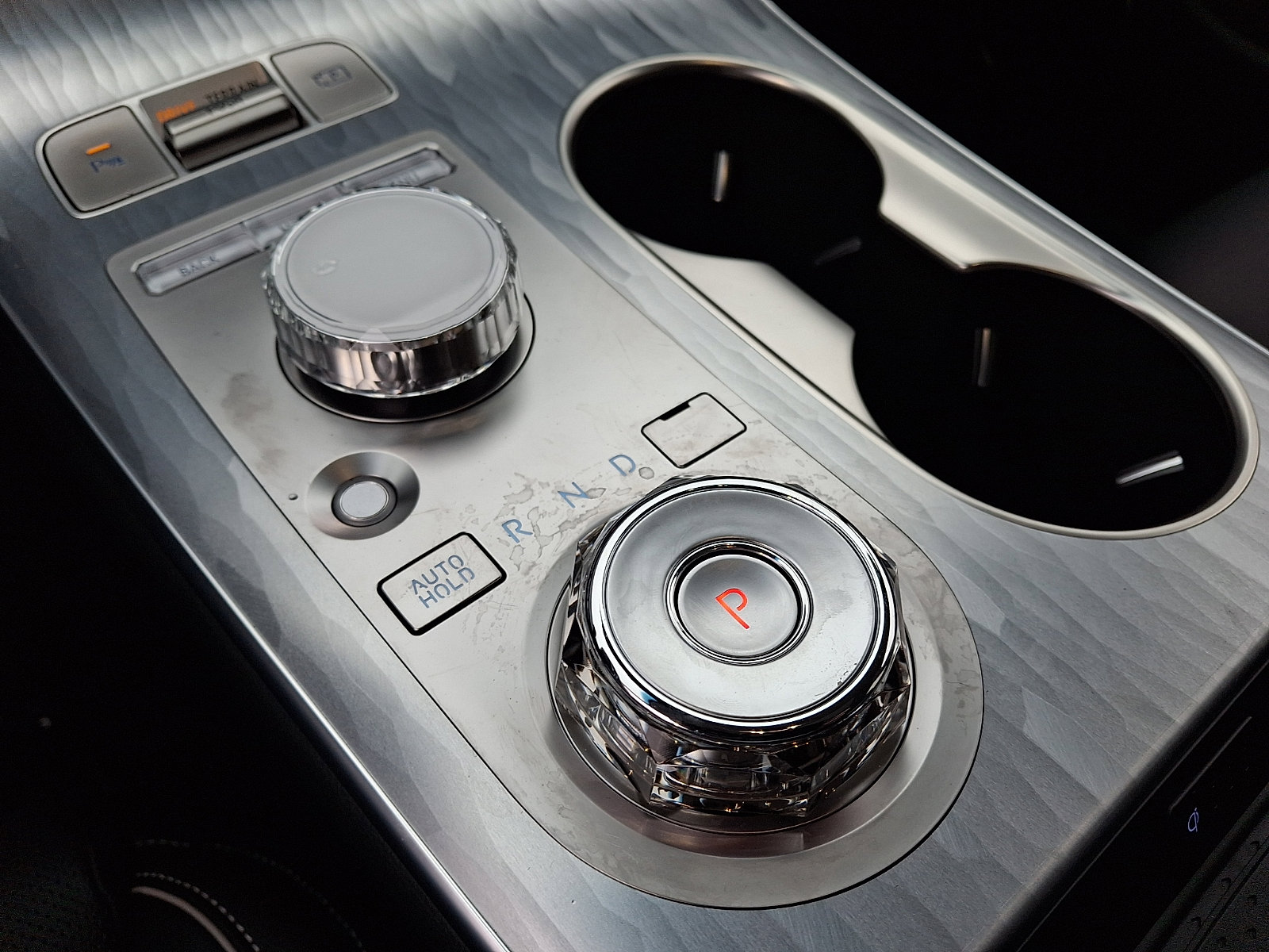 Used 2026 Genesis Electrified GV70 image 22