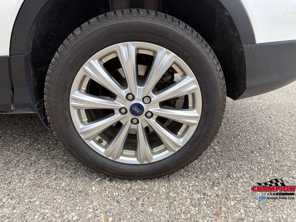 Used 2017 Ford Escape Titanium AWD/4WD image 13