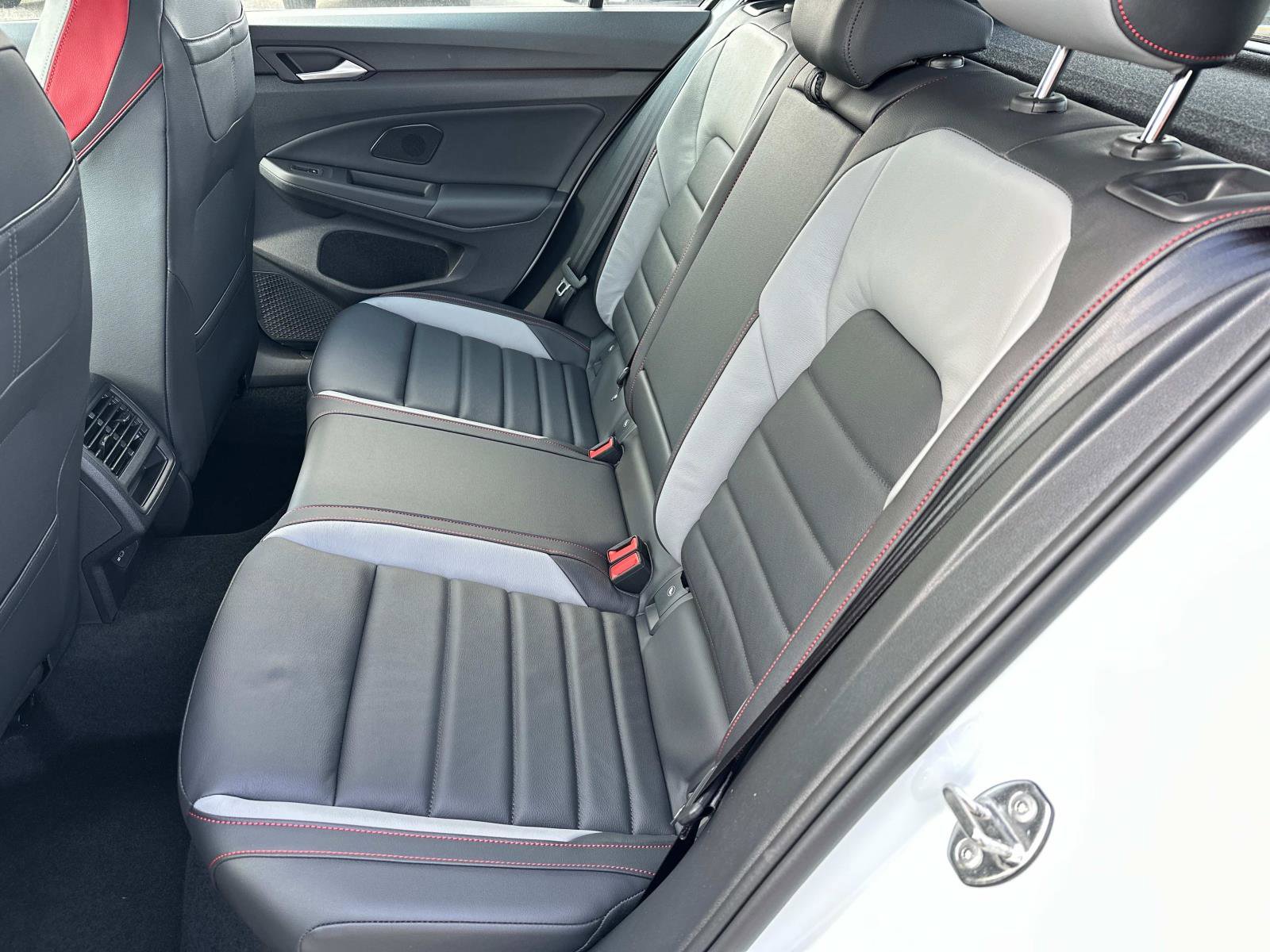 New 2025 Volkswagen GTI SE image 12