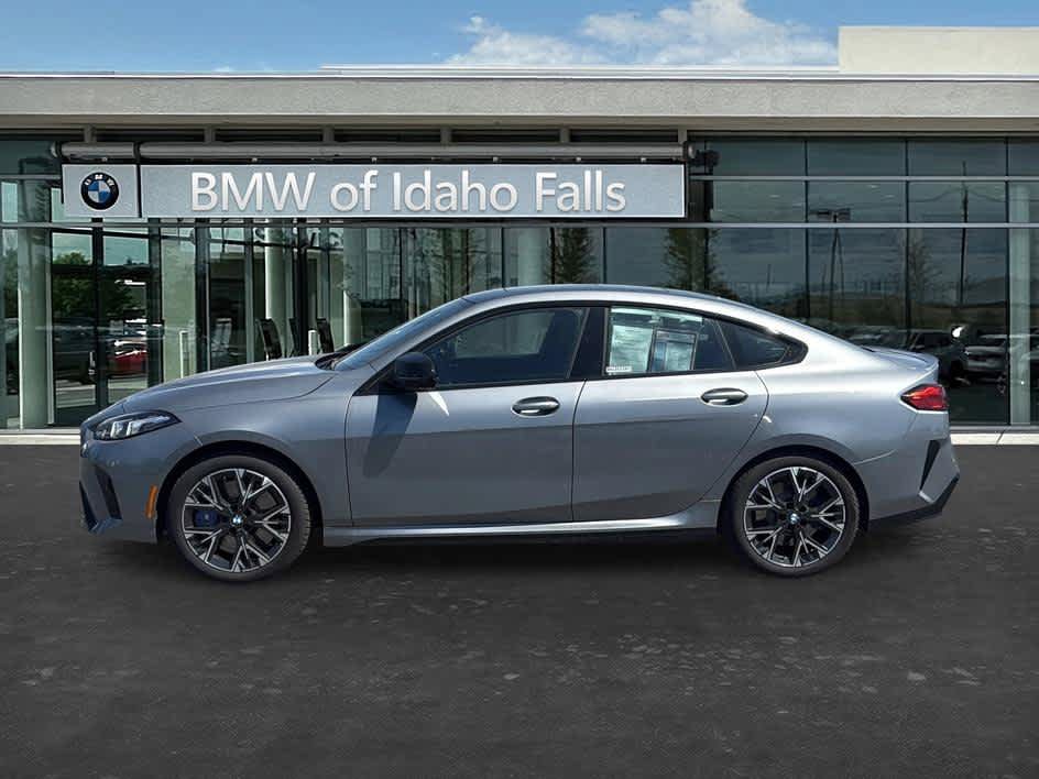 Used 2026 BMW M235i xDrive AWD/4WD image 4