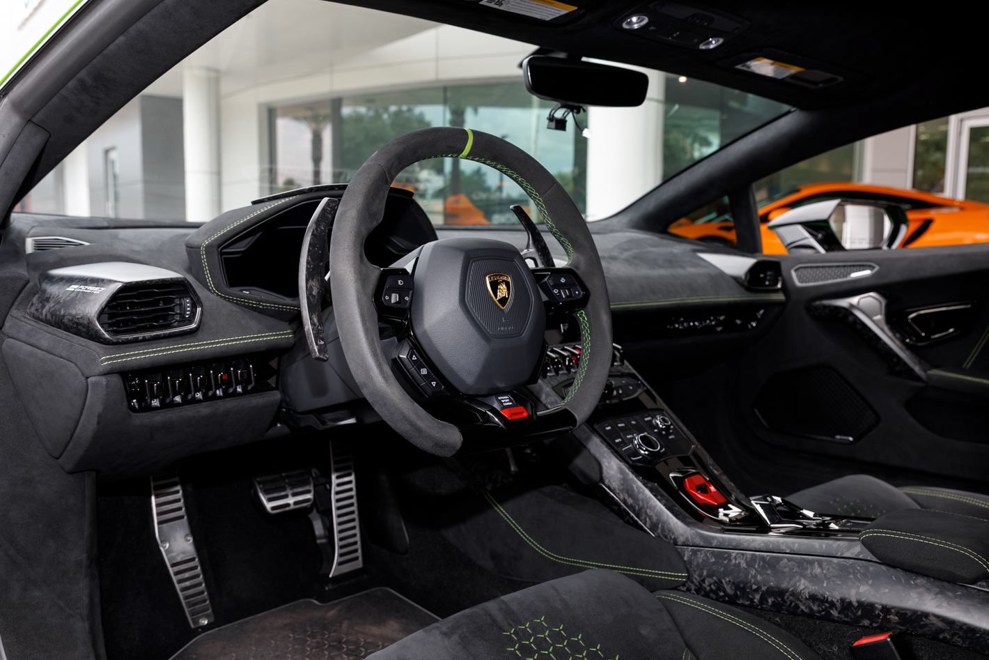 Used 2018 Lamborghini Huracan Performante AWD/4WD image 62