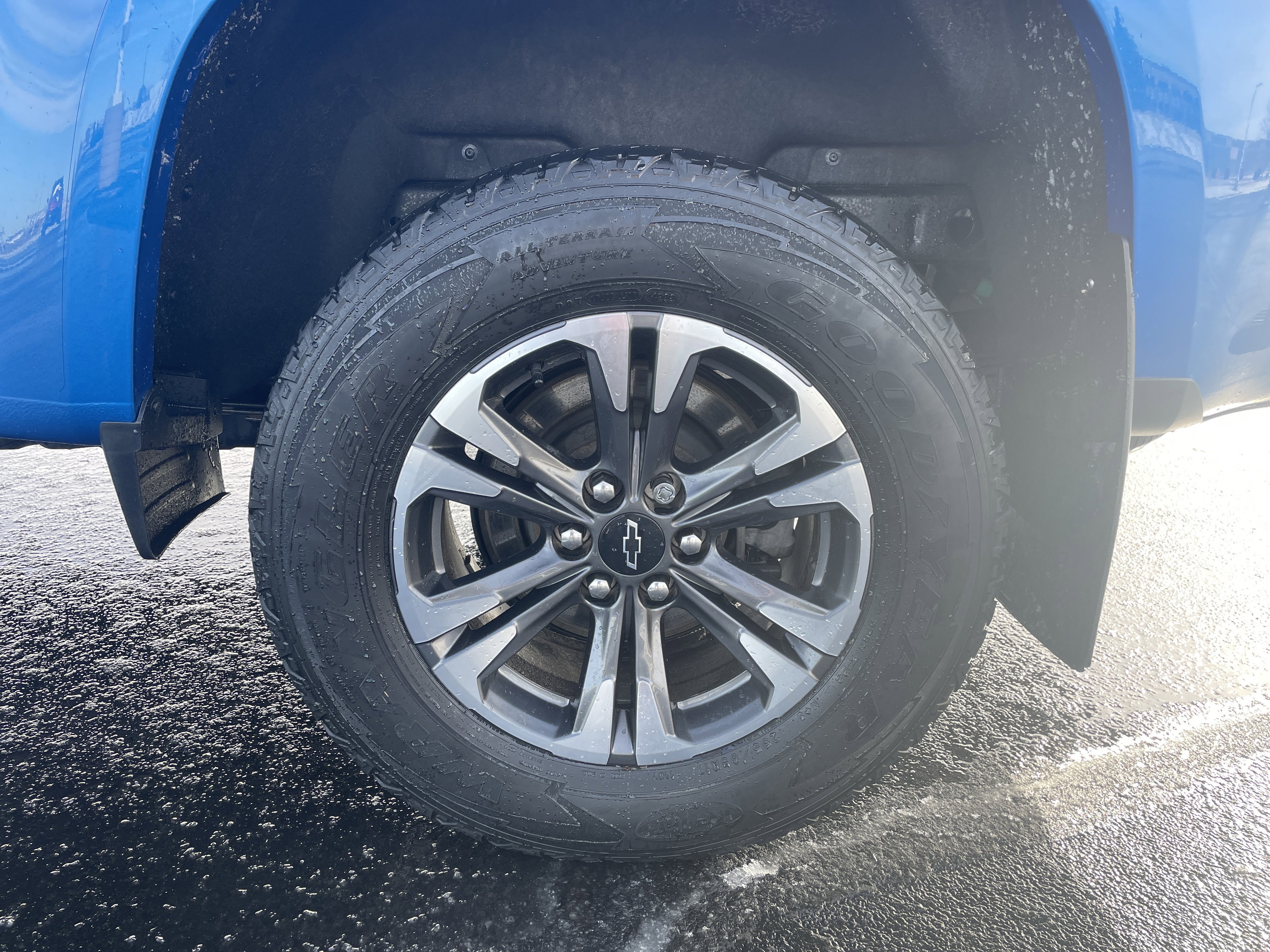 Used 2022 Chevrolet Colorado Z71 w/ Safety Package image 27