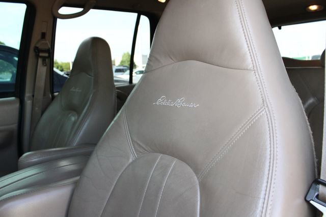 Used 1998 Ford Expedition Eddie Bauer AWD/4WD image 4