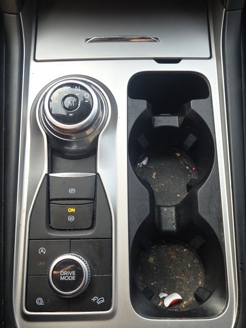 Used 2020 Ford Explorer XLT AWD/4WD image 33