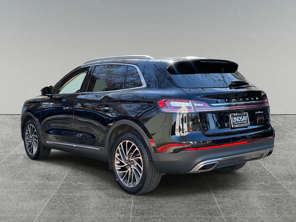 Used 2020 Lincoln Nautilus Reserve image 12