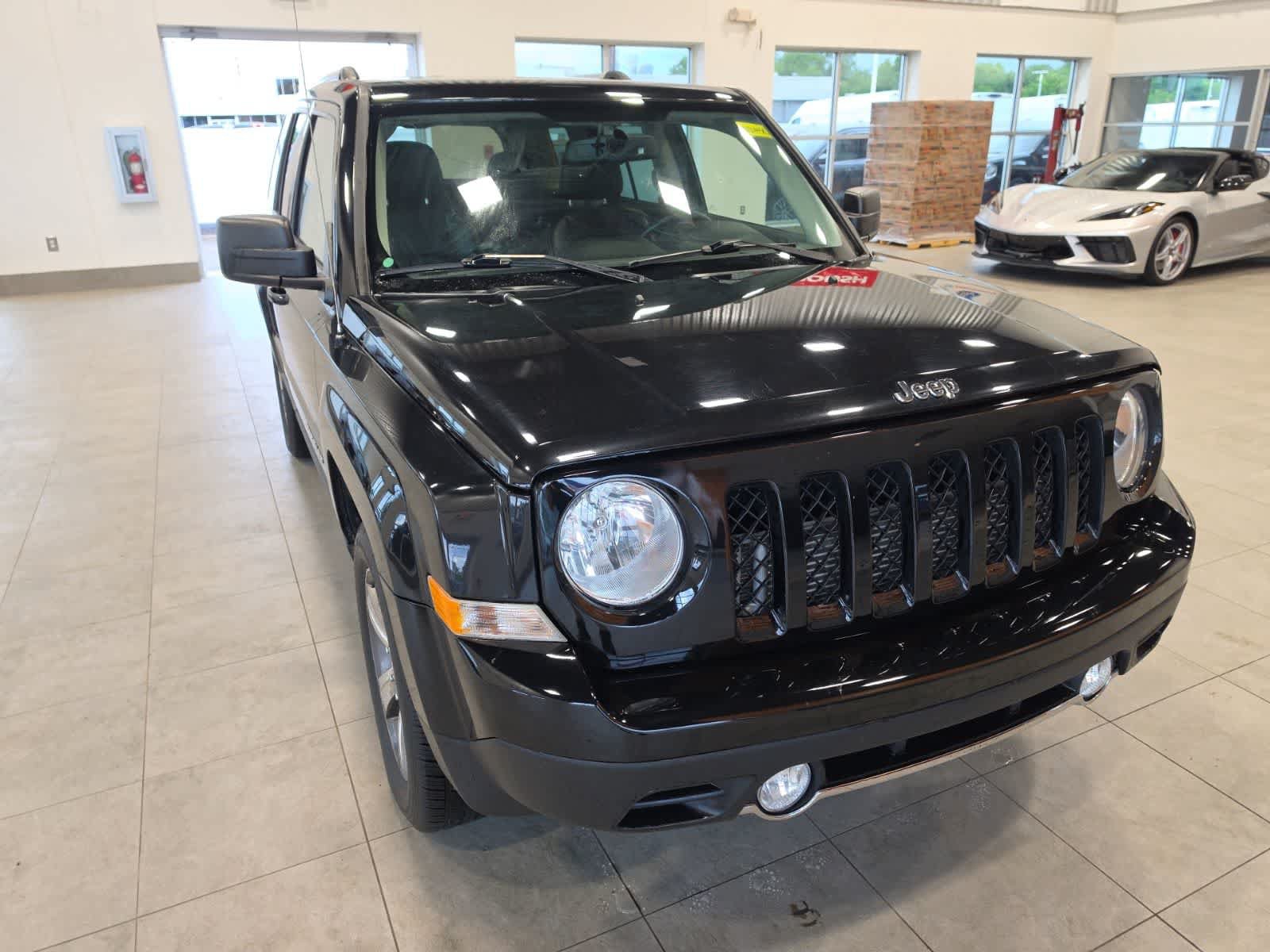 Used 2017 Jeep Patriot High Altitude AWD/4WD image 4