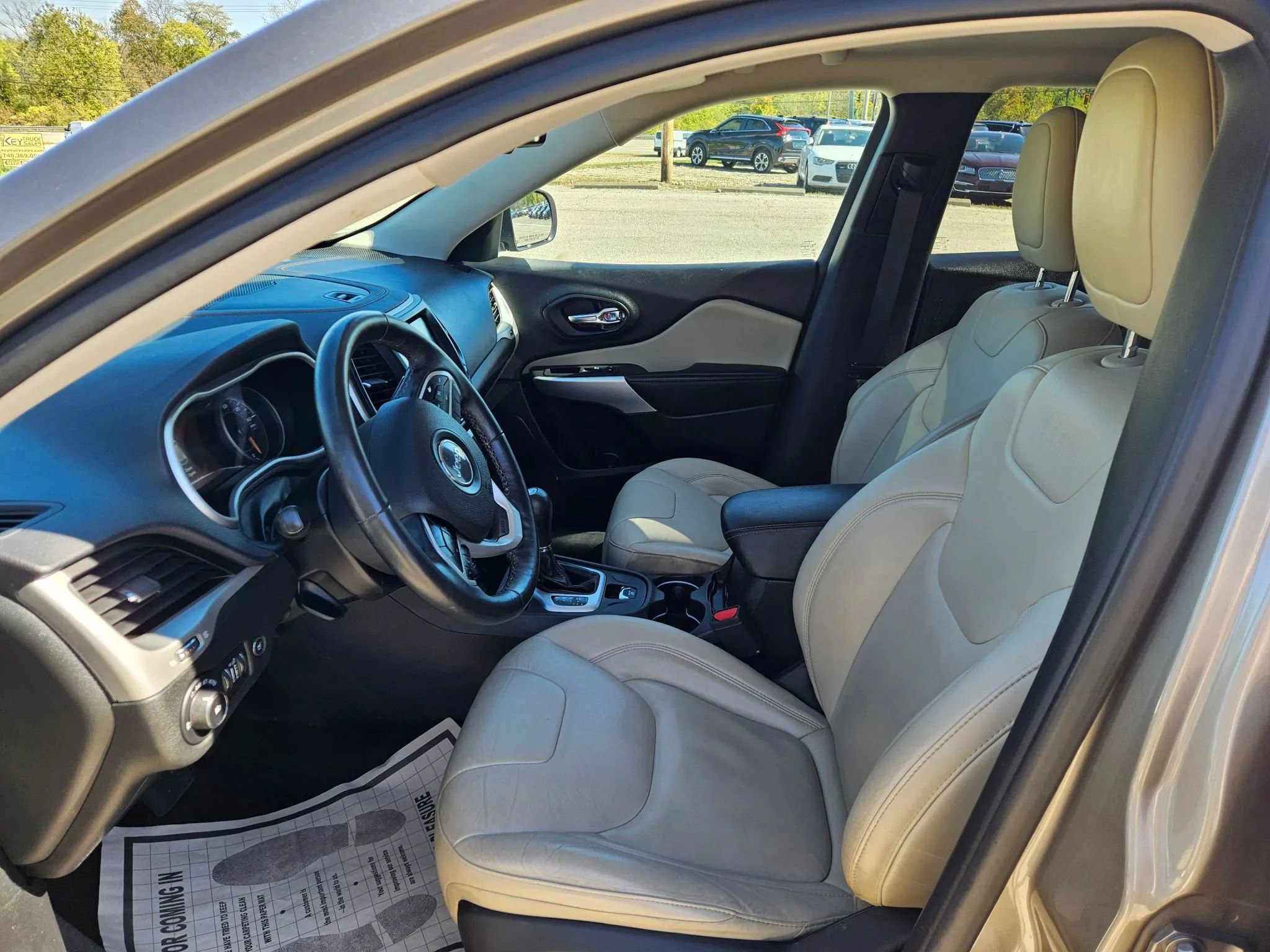 Used 2018 Jeep Cherokee Limited image 17