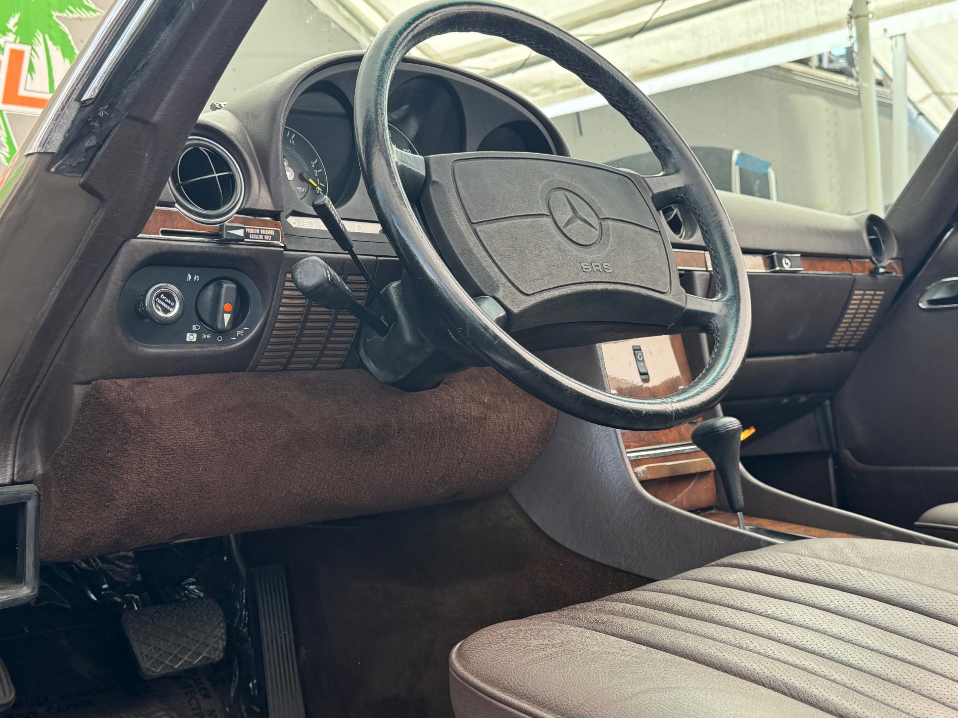 Used 1987 Mercedes-Benz 560 SL image 36