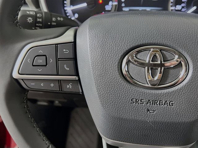 New 2026 Toyota Highlander XLE image 16