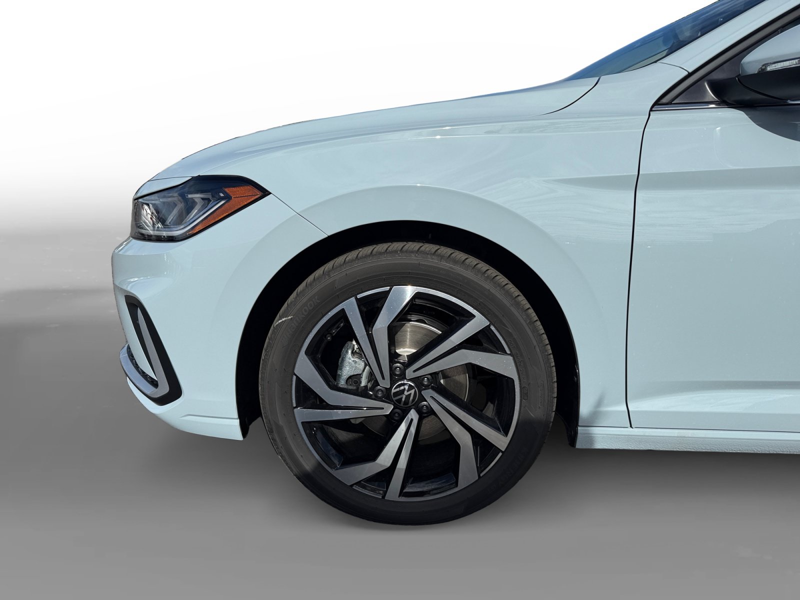 New 2027 Volkswagen Jetta SEL FWD image 9