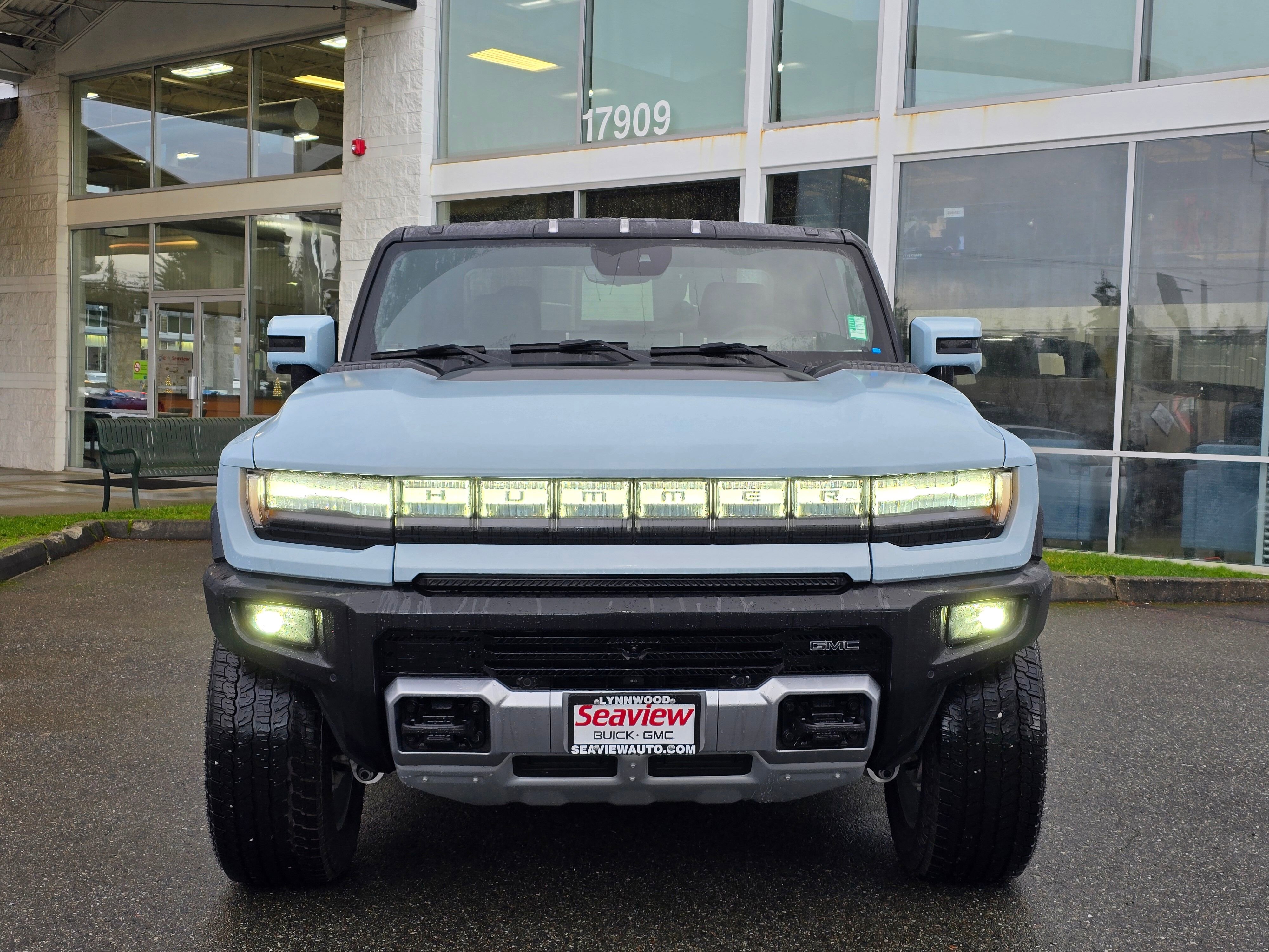 New 2025 GMC Hummer EV 3X image 2