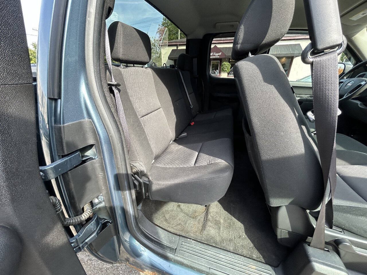 Used 2012 GMC Sierra 1500 SL w/ LPO, On The Job Package AWD/4WD image 8