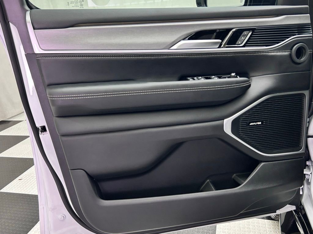 New 2025 Jeep Wagoneer Series II image 15