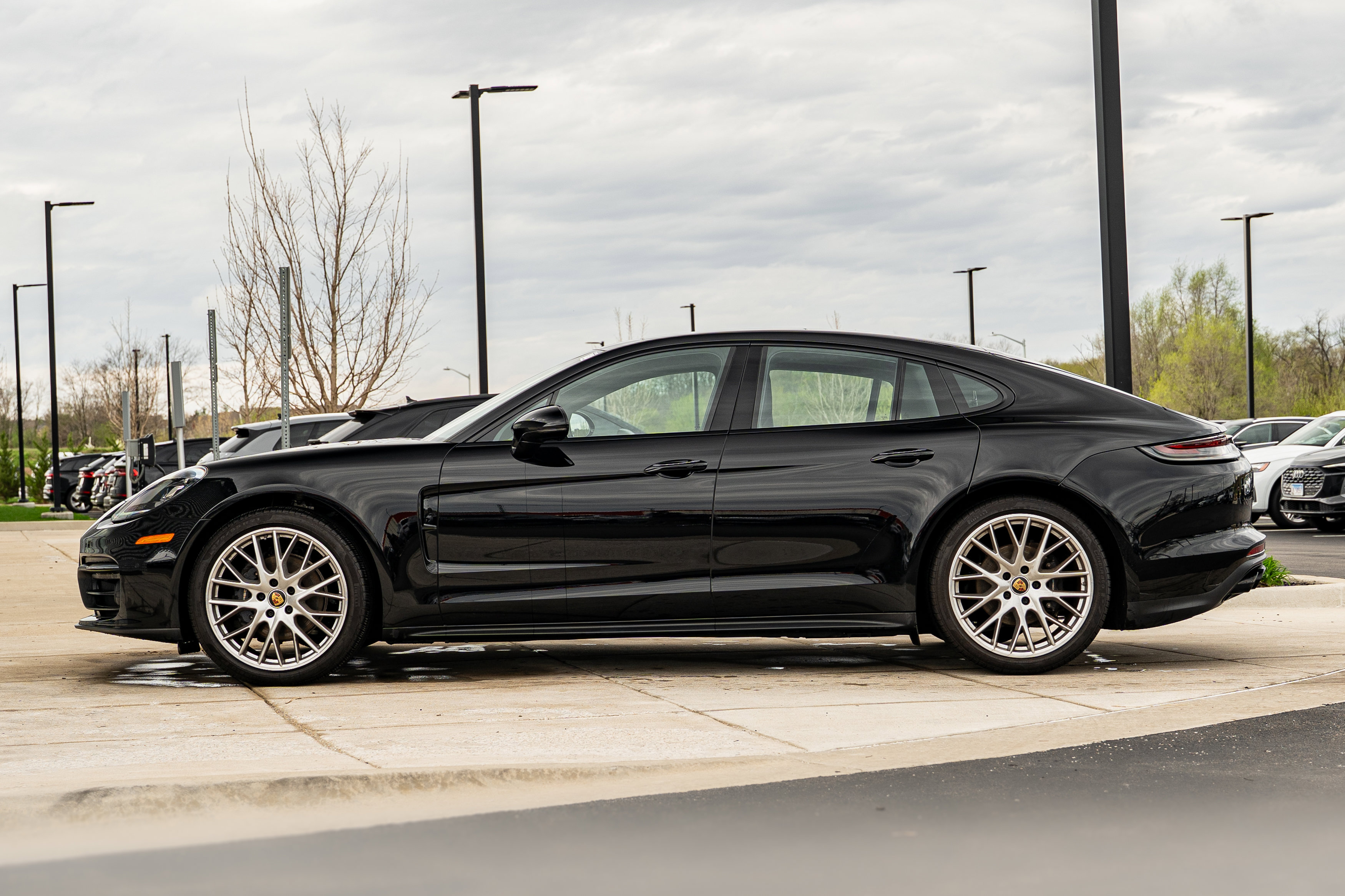 Used 2023 Porsche Panamera 4 AWD/4WD image 6