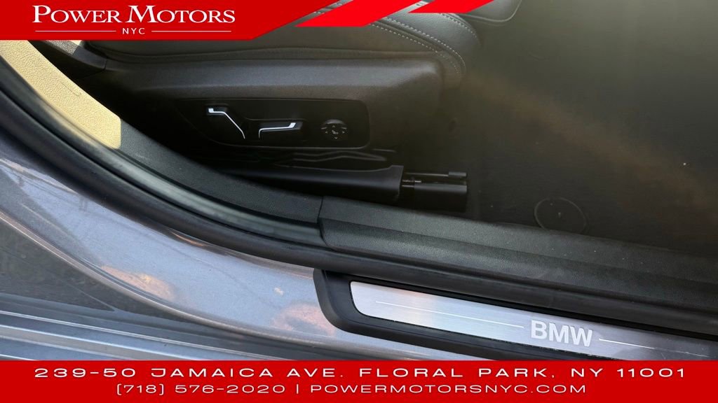 Used 2024 BMW 330i xDrive Sedan w/ Convenience Package image 16