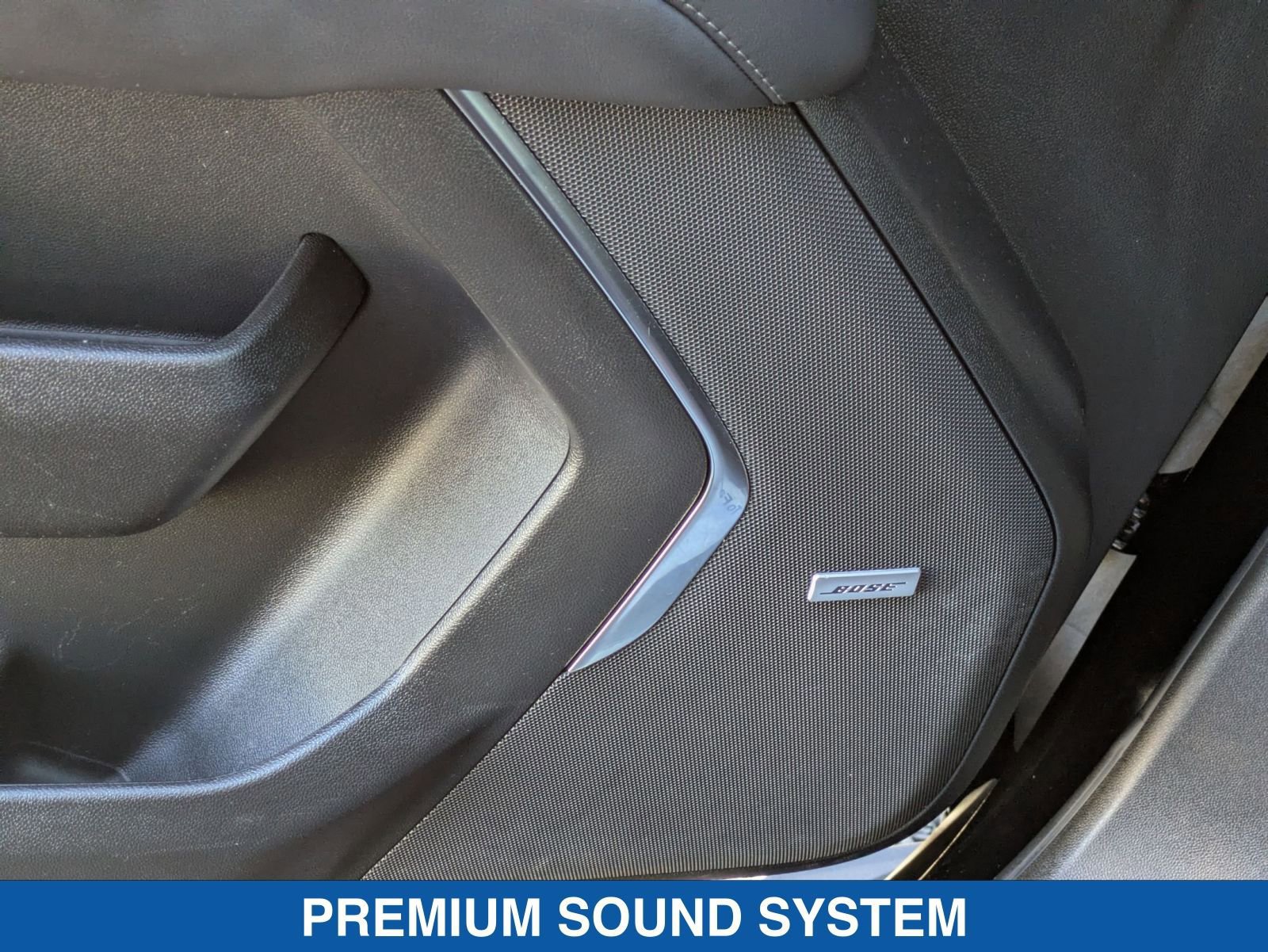 Used 2024 Chevrolet Tahoe LT AWD/4WD image 14