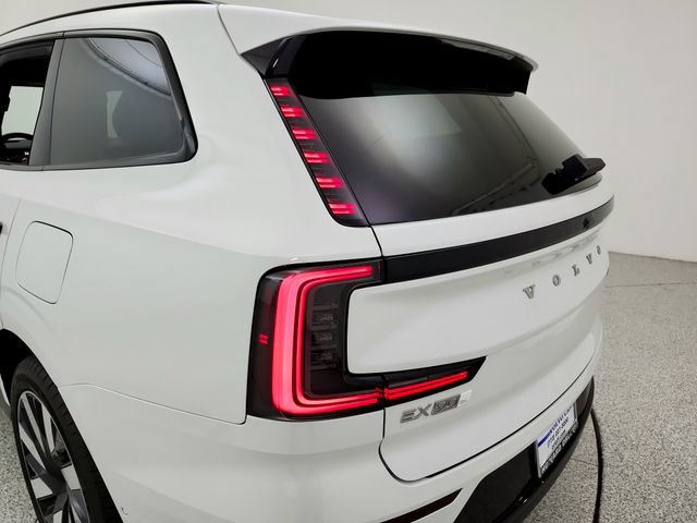 New 2026 Volvo EX90 Plus AWD/4WD image 32