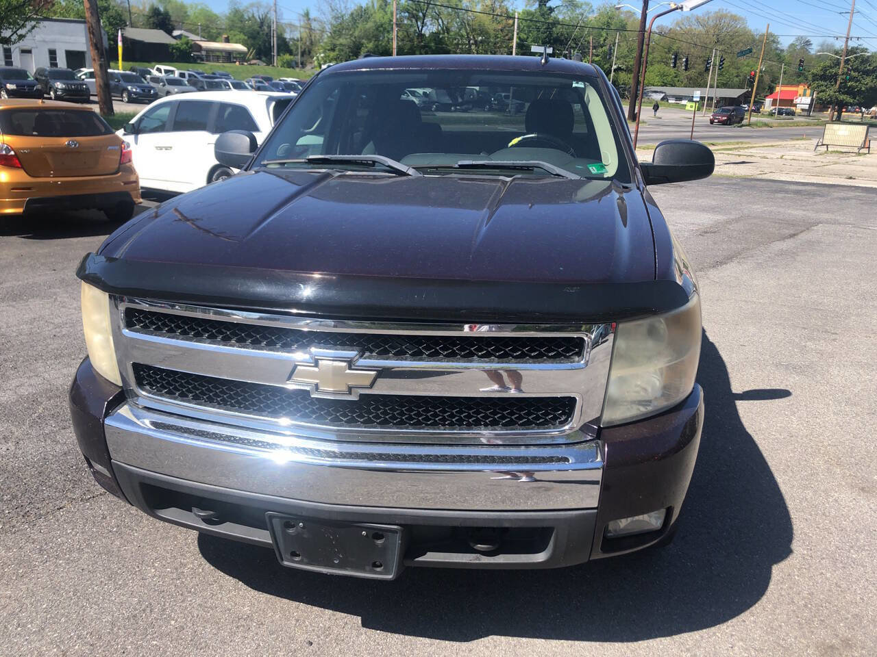 Used 2008 Chevrolet Silverado 1500 LT w/ Suspension Package, Off-Road image 3