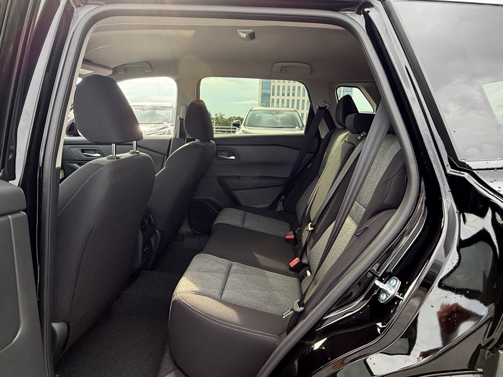 New 2027 Nissan Rogue SV FWD image 10