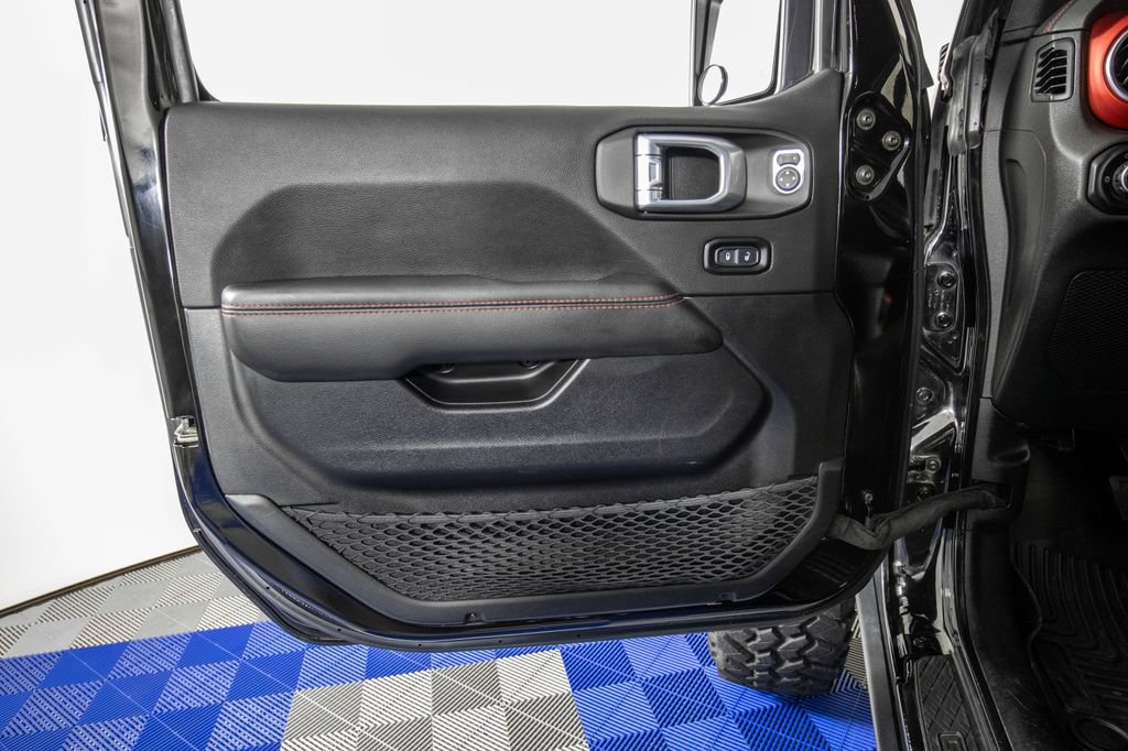 Used 2021 Jeep Gladiator Rubicon AWD/4WD image 13