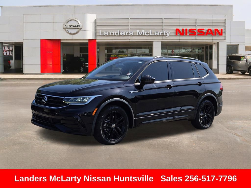 Used 2022 Volkswagen Tiguan SE R-Line FWD image 9