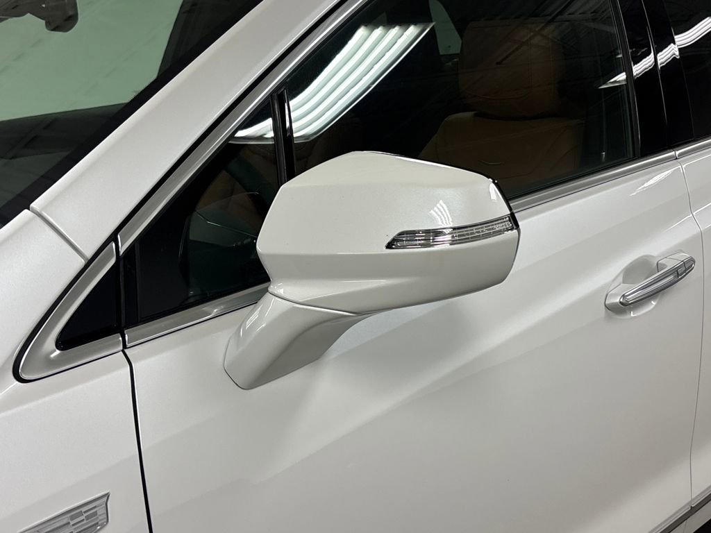 New 2025 Cadillac XT5 Premium Luxury w/ LPO, Floor Liner Package image 11