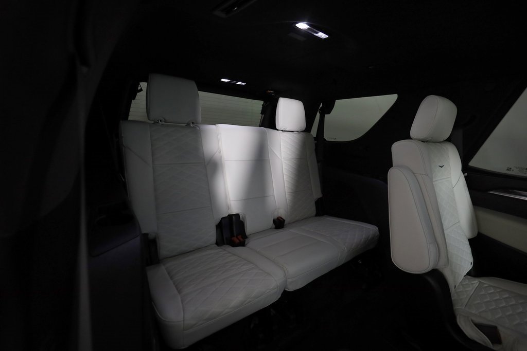 Used 2025 Cadillac Escalade V image 15